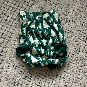 Hanna Andersson dog Christmas pajamas, size medium